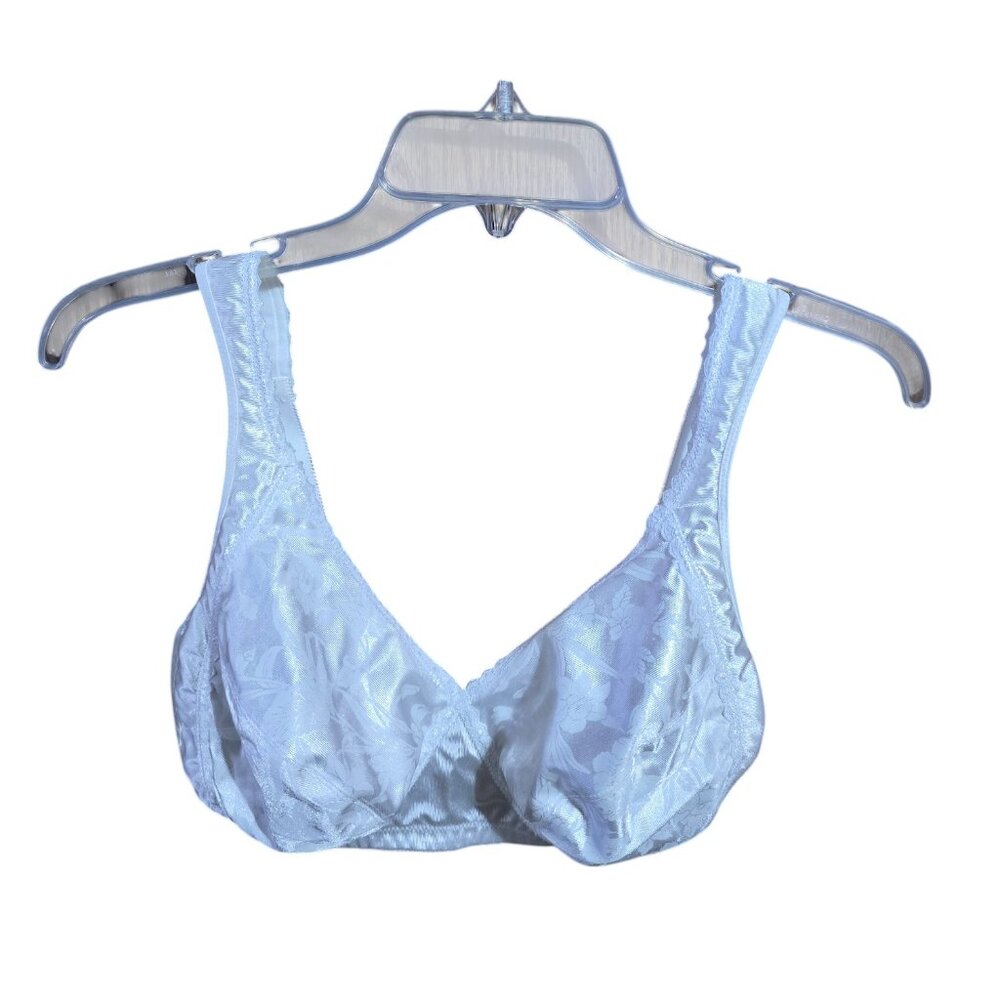 Playtex Cross Your Heart Bra White With Lace Wireless Adj Strap Size 38C Silk